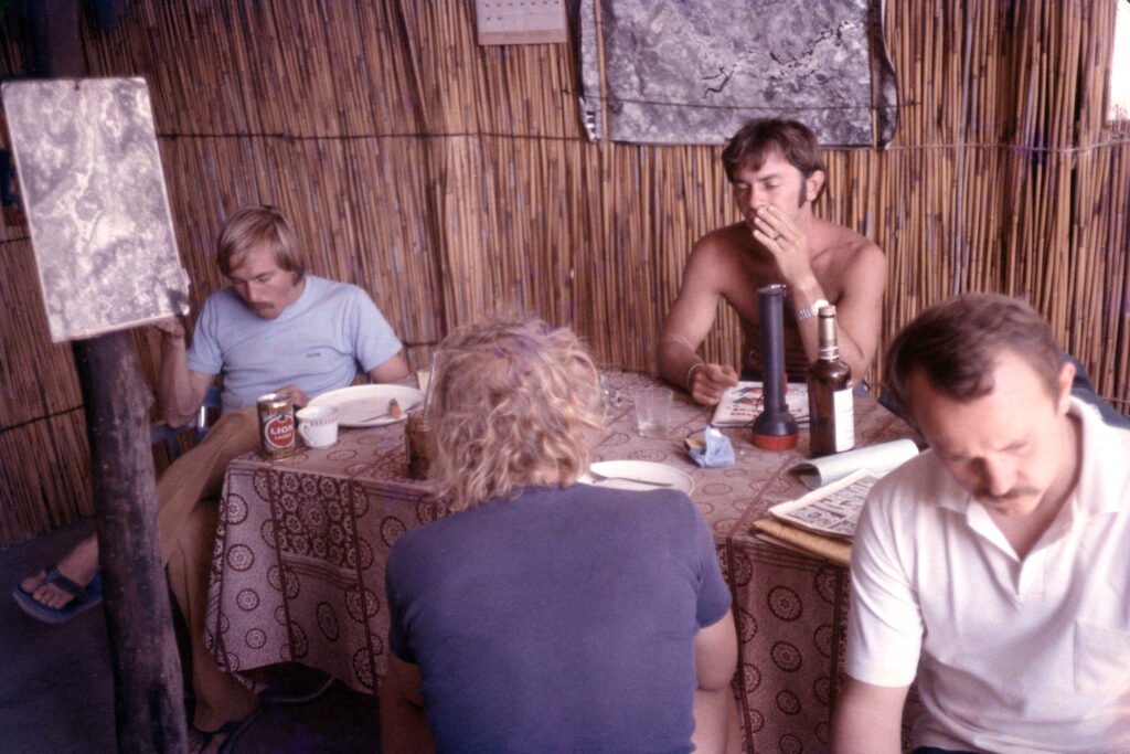 Why study baboons on foot 11 CurtBusse Okavango0076