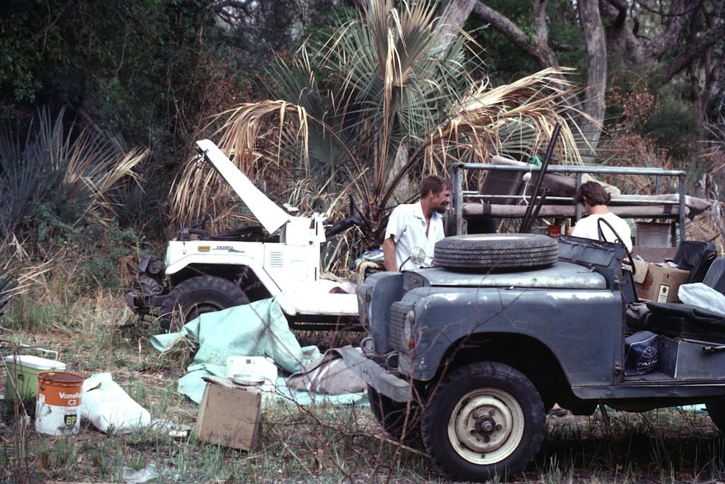 Why study baboons on foot 9 CurtBusse Okavango0084