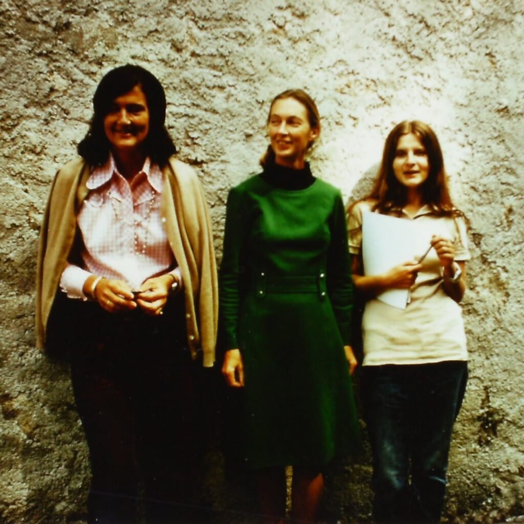 Chimpanzee Intergroup Conflict 4 The Trimates in 1974.